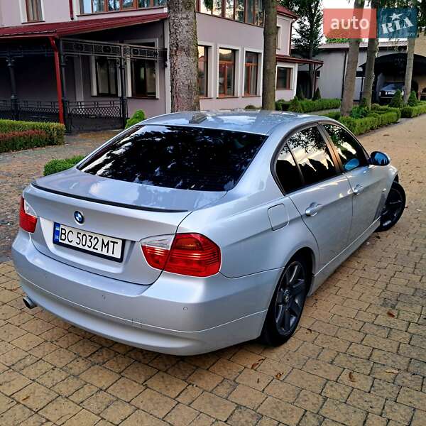 Седан BMW 3 Series 2007 в Львові