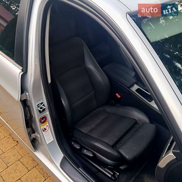 Седан BMW 3 Series 2007 в Львові