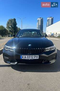 Седан BMW 3 Series 2020 в Києві