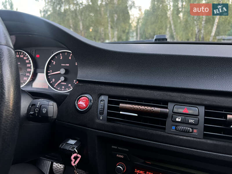 Седан BMW 3 Series 2007 в Житомире