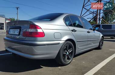 Седан BMW 3 Series 2004 в Киеве