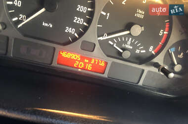 Седан BMW 3 Series 2000 в  фото 19 Седан BMW 3 Series 2000 в
