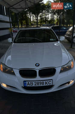 Седан BMW 3 Series 2011 в Вінниці