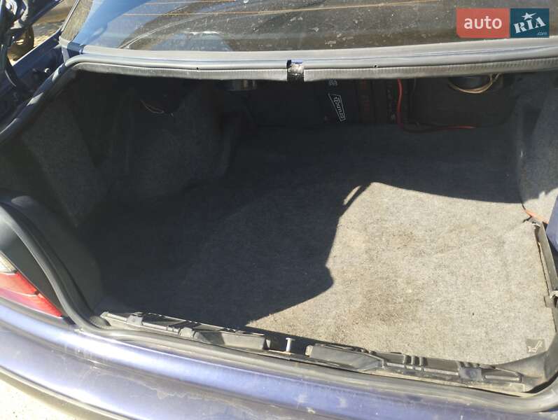 Седан BMW 3 Series 1997 в Брацлаве