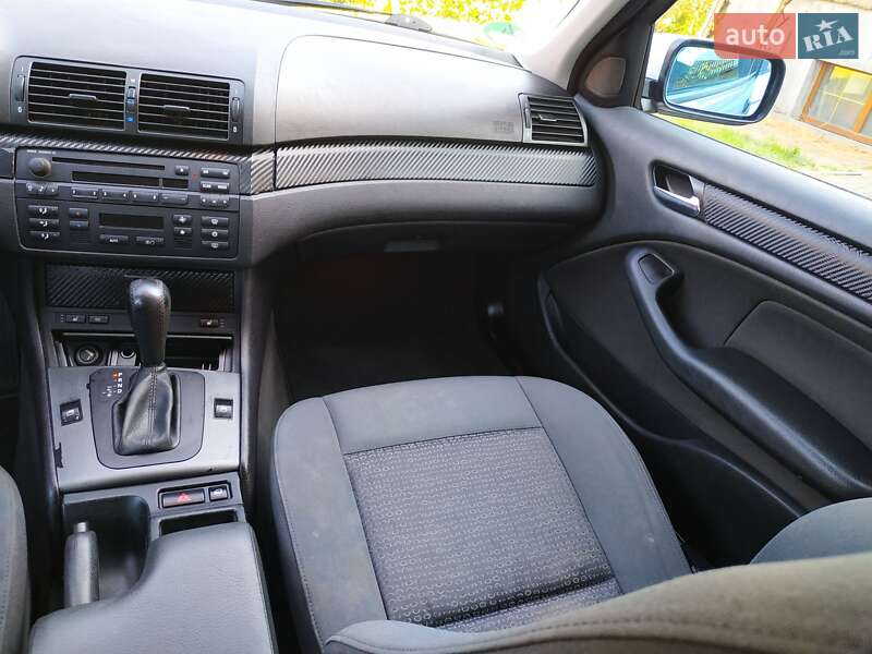 Седан BMW 3 Series 2004 в Луцке