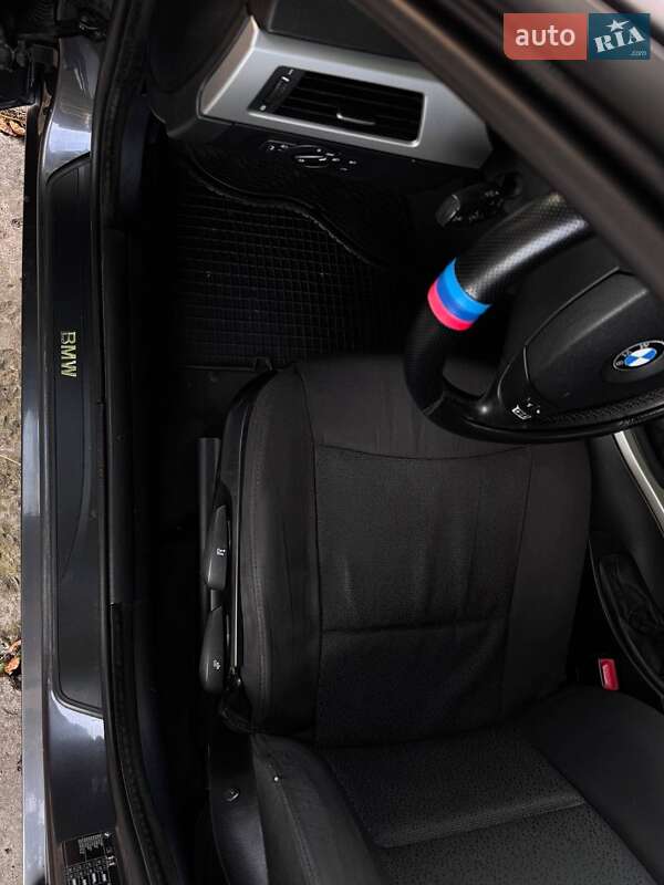 Седан BMW 3 Series 2008 в Ужгороді