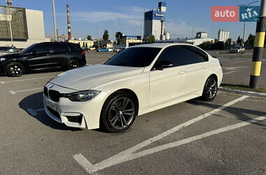 Седан BMW 3 Series 2015 в Киеве