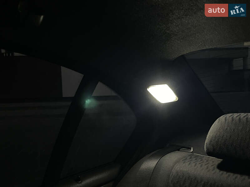 Седан BMW 3 Series 1999 в Ровно