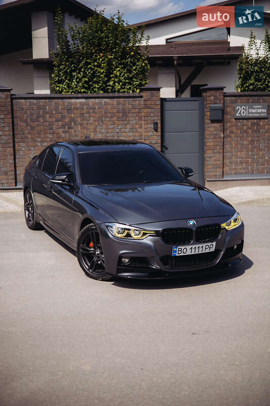 Седан BMW 3 Series 2017 в Виннице