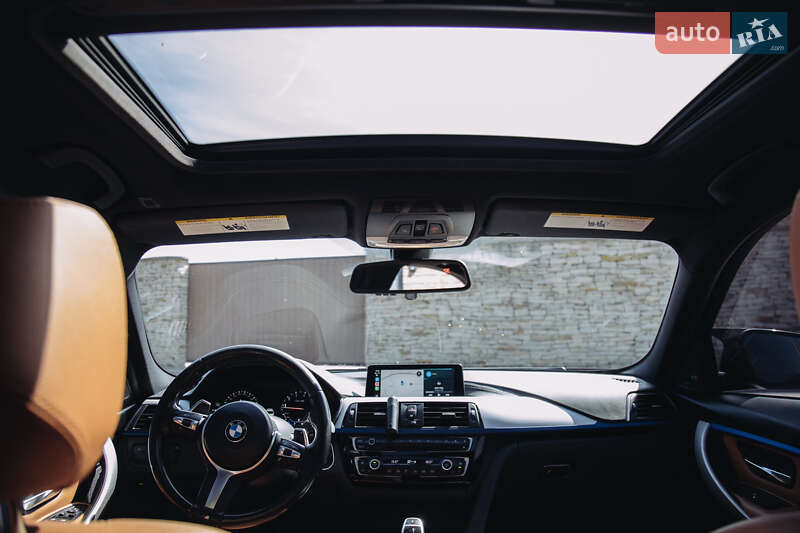Седан BMW 3 Series 2017 в Виннице