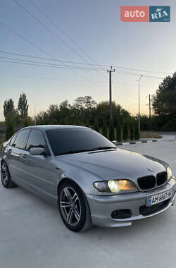 Седан BMW 3 Series 2004 в Звягелі