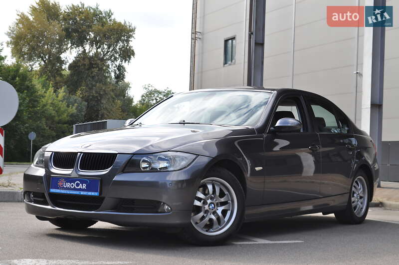Седан BMW 3 Series 2005 в 