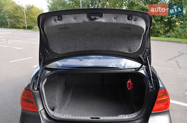 Седан BMW 3 Series 2005 в 