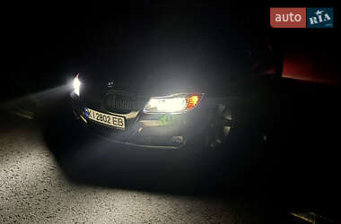 Універсал BMW 3 Series 2009 в  фото 35 Універсал BMW 3 Series 2009 в
