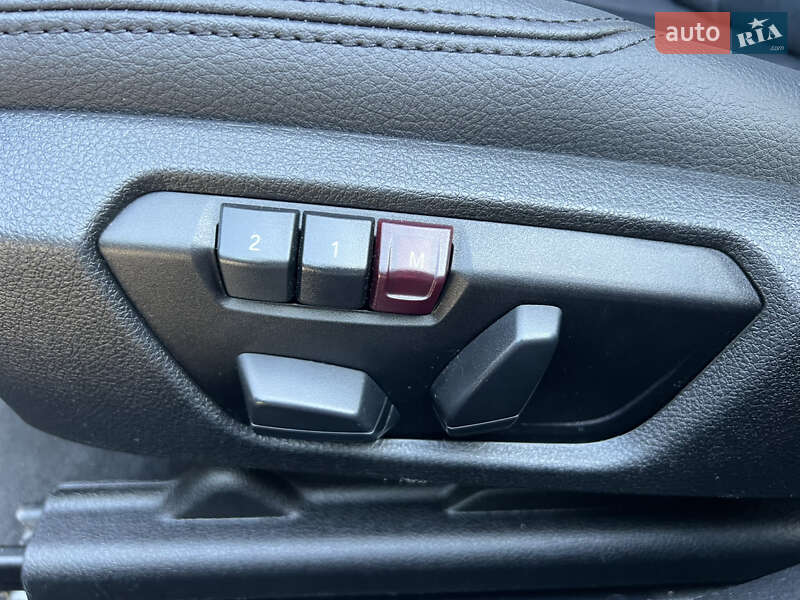 Седан BMW 3 Series 2014 в Ровно