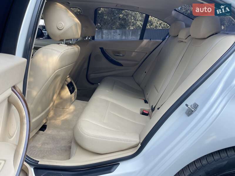 Седан BMW 3 Series 2014 в Киеве