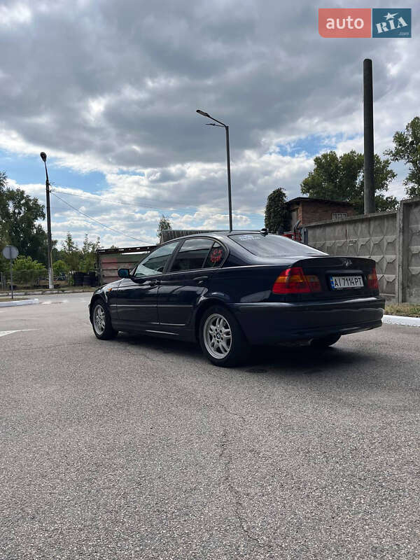 Седан BMW 3 Series 2004 в Ржищеве фото 4 Седан BMW 3 Series 2004 в Ржищеве