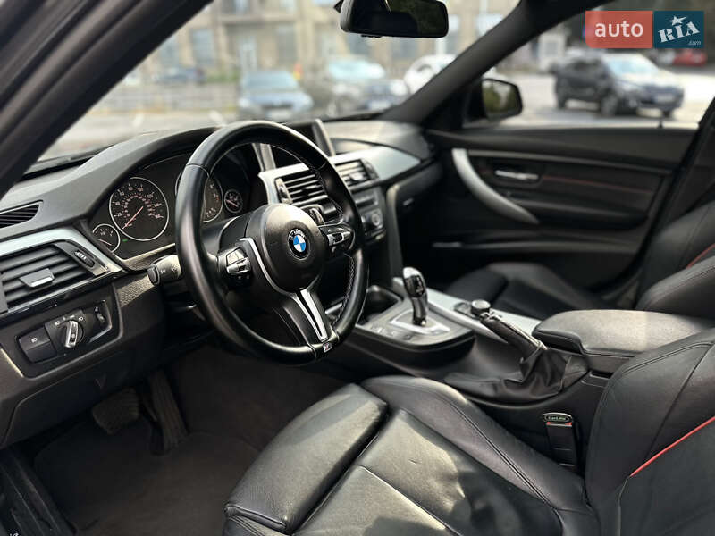 Седан BMW 3 Series 2015 в Киеве
