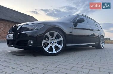 Універсал BMW 3 Series 2009 в  фото 2 Універсал BMW 3 Series 2009 в