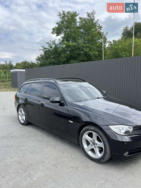 Універсал BMW 3 Series 2007 в Чернівцях
