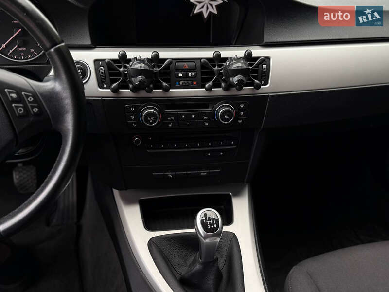 Универсал BMW 3 Series 2011 в Бердичеве фото 25 Универсал BMW 3 Series 2011 в Бердичеве