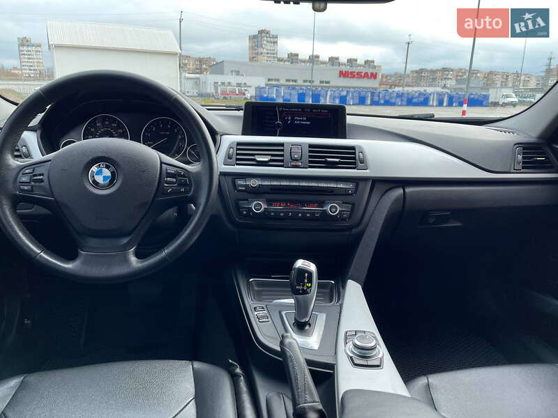 Седан BMW 3 Series 2012 в Одессе