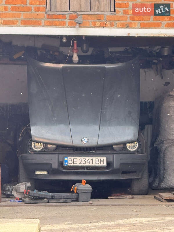 BMW 3 Series 1986 BMW 3 Series 1986