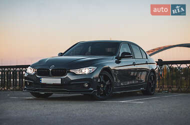 Седан BMW 3 Series 2016 в Киеве