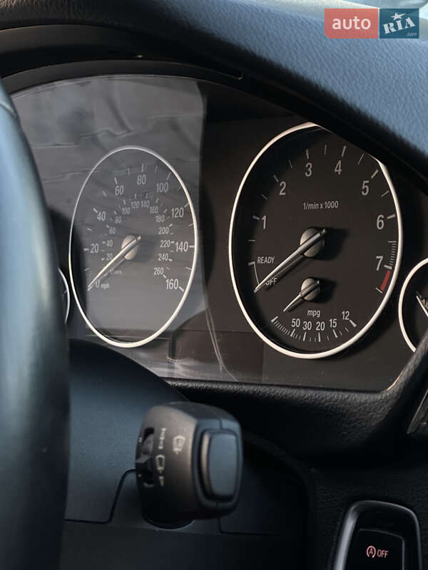 Седан BMW 3 Series 2015 в Кропивницком