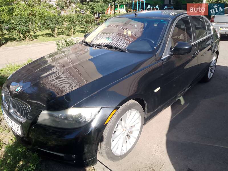 Седан BMW 3 Series 2011 в Киеве