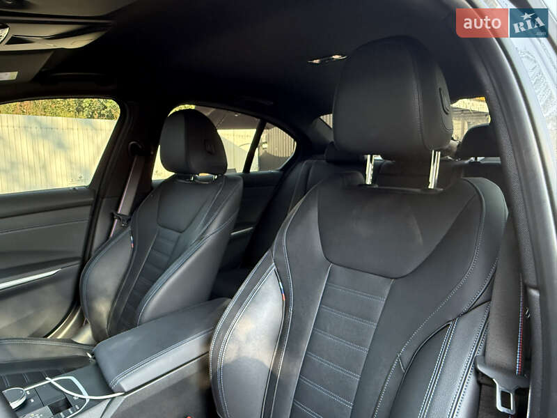 Седан BMW 3 Series 2022 в Києві