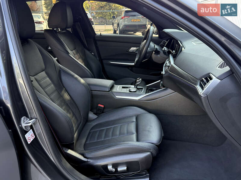 Седан BMW 3 Series 2022 в Києві