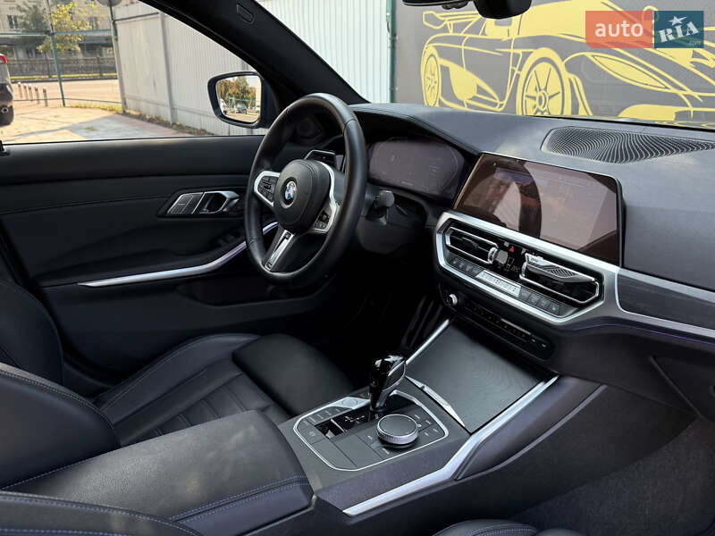 Седан BMW 3 Series 2022 в Києві