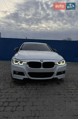 Седан BMW 3 Series 2014 в Херсоне