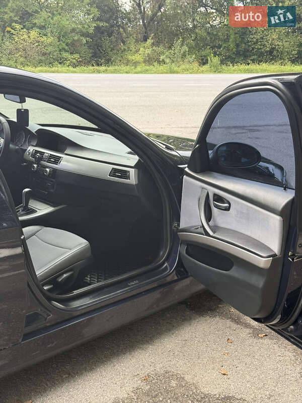 Седан BMW 3 Series 2006 в Ивано-Франковске