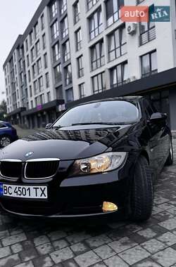 Седан BMW 3 Series 2007 в Новояворовске