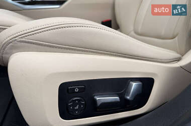 Седан BMW 3 Series 2020 в 