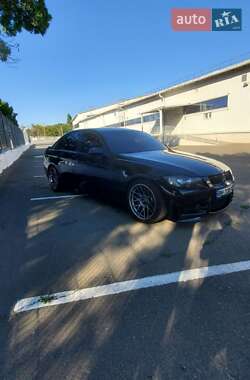 Седан BMW 3 Series 2005 в Білгороді-Дністровському