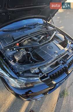 Седан BMW 3 Series 2005 в Білгороді-Дністровському