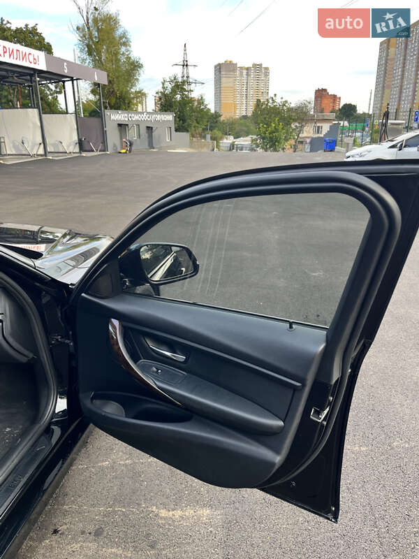 Седан BMW 3 Series 2015 в Киеве фото 18 Седан BMW 3 Series 2015 в Киеве