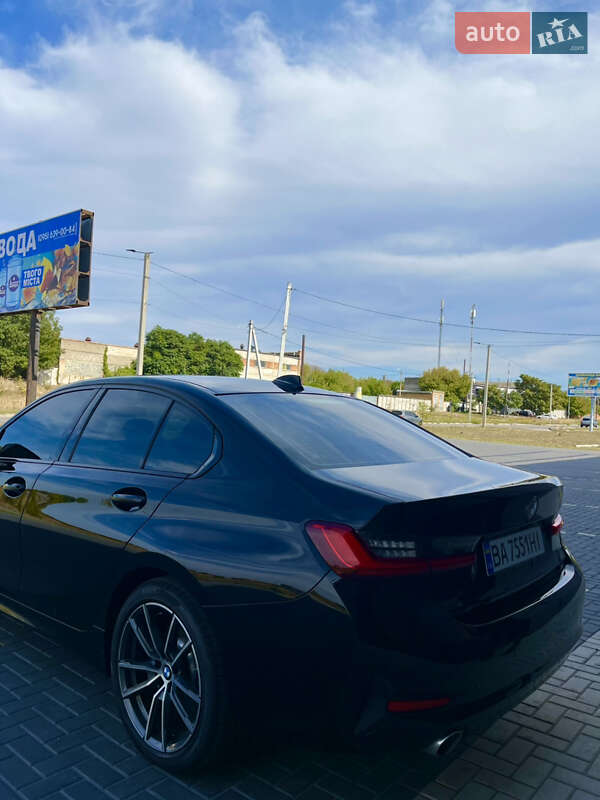 Седан BMW 3 Series 2019 в Кропивницком фото 12 Седан BMW 3 Series 2019 в Кропивницком