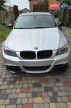 Седан BMW 3 Series 2011 в Львові