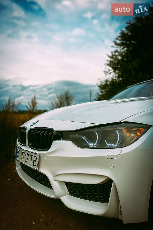 Седан BMW 3 Series 2013 в Сокалі