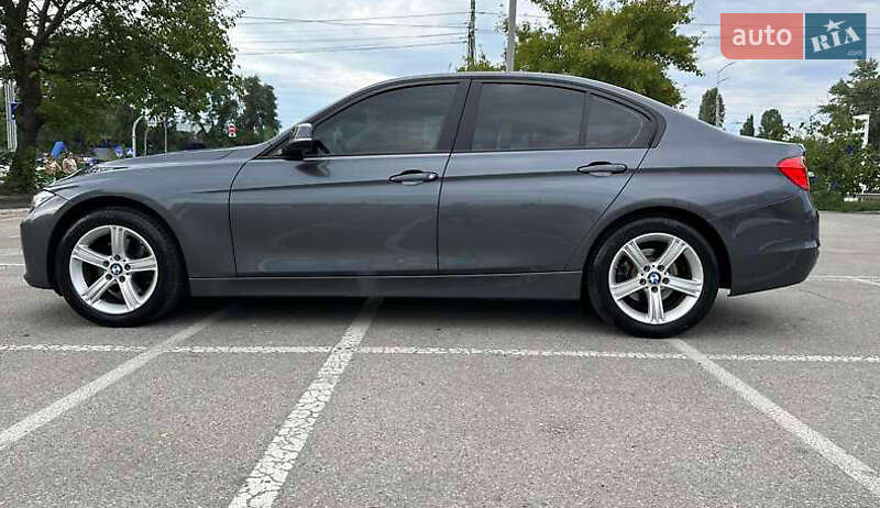 Седан BMW 3 Series 2014 в Львове