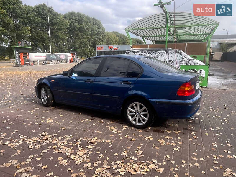 Седан BMW 3 Series 2002 в Києві