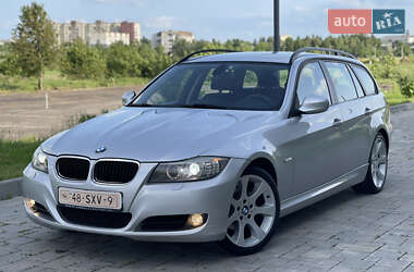 Универсал BMW 3 Series 2010 в Ровно