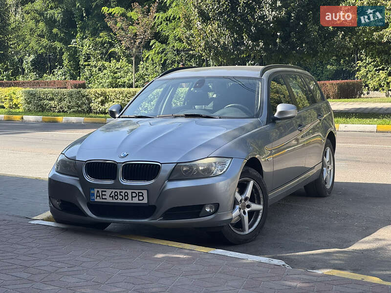 BMW 3 Series 2010