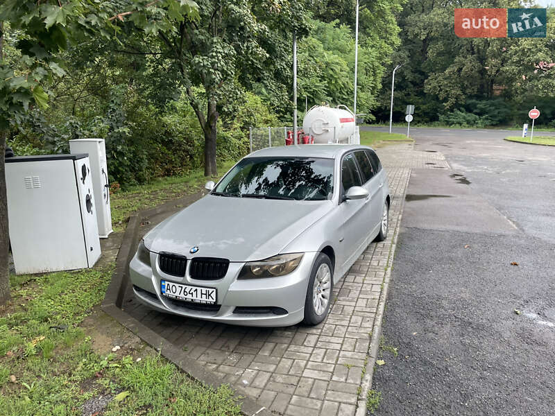 Универсал BMW 3 Series 2008 в Ужгороде фото 5 Универсал BMW 3 Series 2008 в Ужгороде