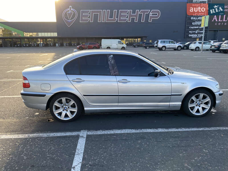 Седан BMW 3 Series 2002 в Киеве