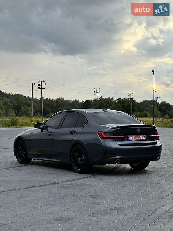 Седан BMW 3 Series 2019 в Черновцах